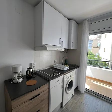 Estudio Cerca De La Playa Con Terraza Av-76 Roses