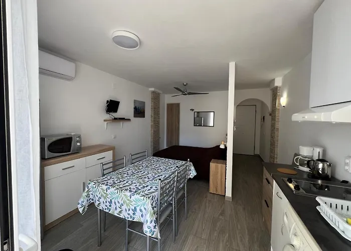 Estudio Cerca De La Playa Con Terraza Av-76